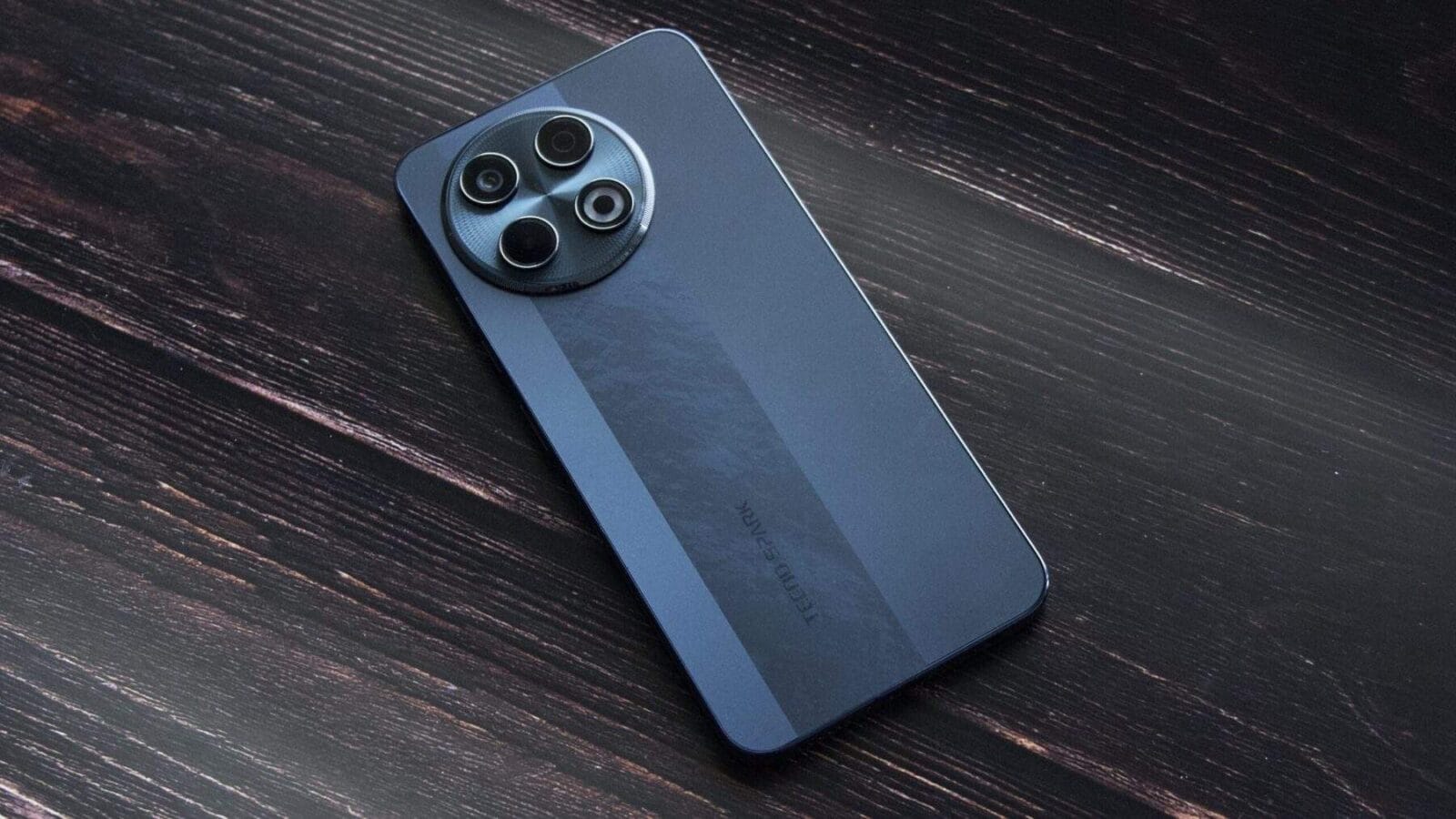 Обзор Tecno Spark 30 Pro: недорогой смартфон с яркими плюсами 31 dsc09635
