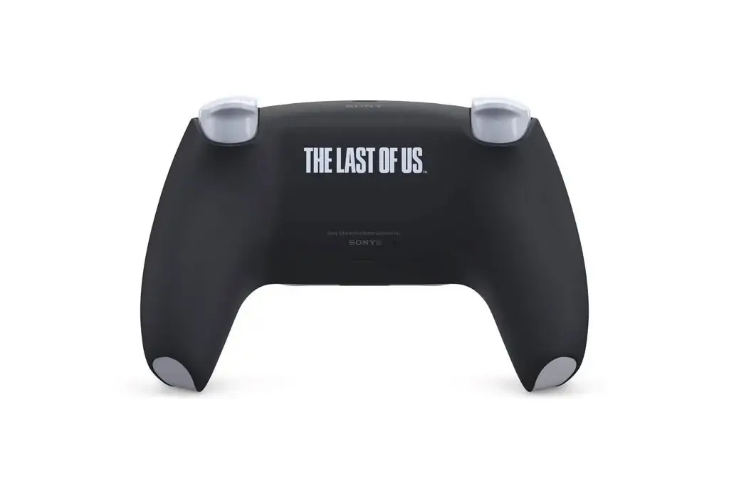 Sony представила лимитированный контроллер DualSense в стиле The Last of Us 9 e60952be5522338c981798946b9d5d19