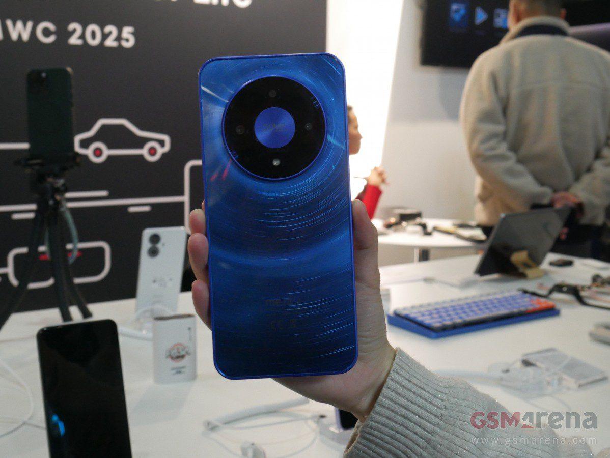 MWC 2025: Meizu показала несколько новых смартфонов 7 gsmarena 015 1