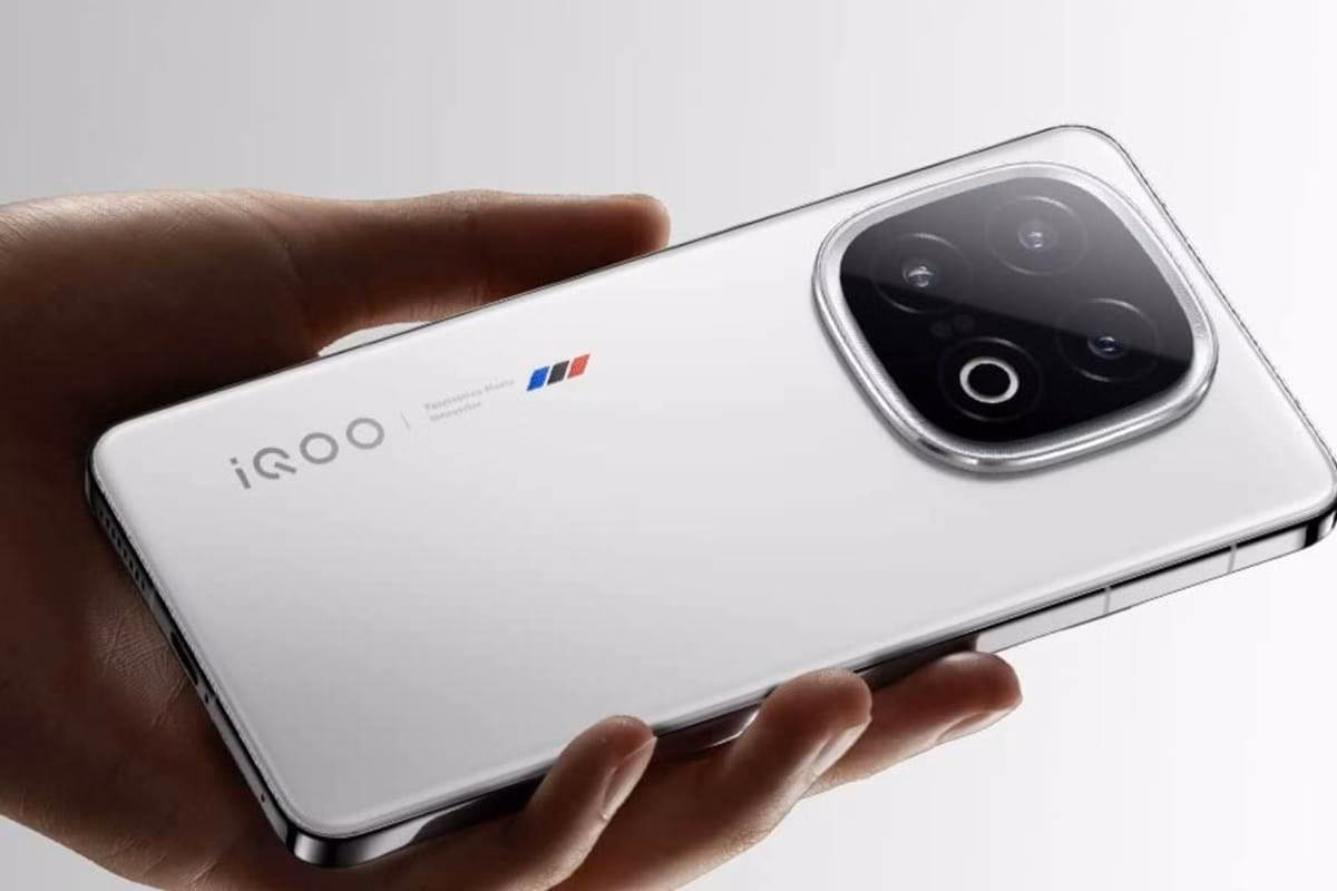 iQOO 15 и iQOO Neo 11: флагманы с 2K-дисплеем и батареей 7000 мАч 2 iQOO 15