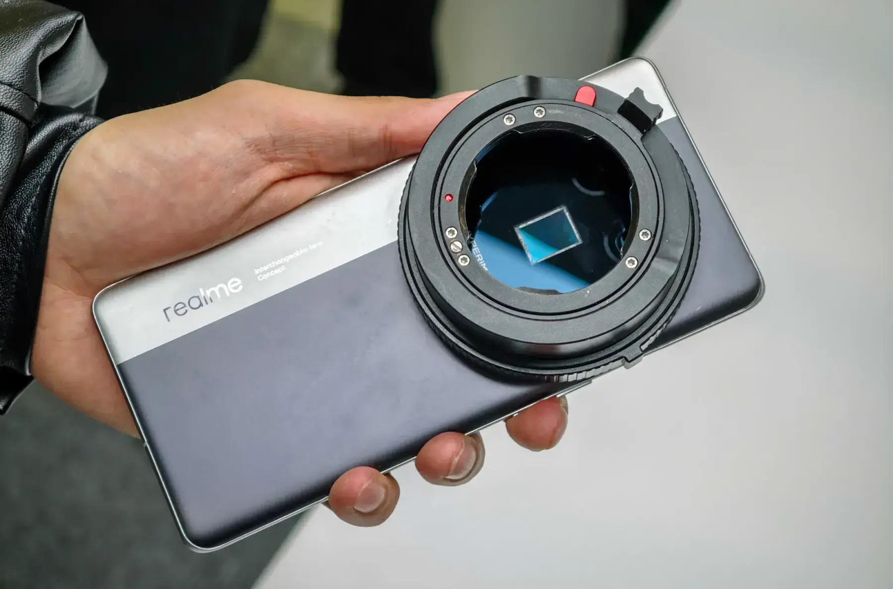 Лучшие новинки, которые мы увидели на MWC 2025 22 mwc xiaomi realme camera concepts 7.jpg 1