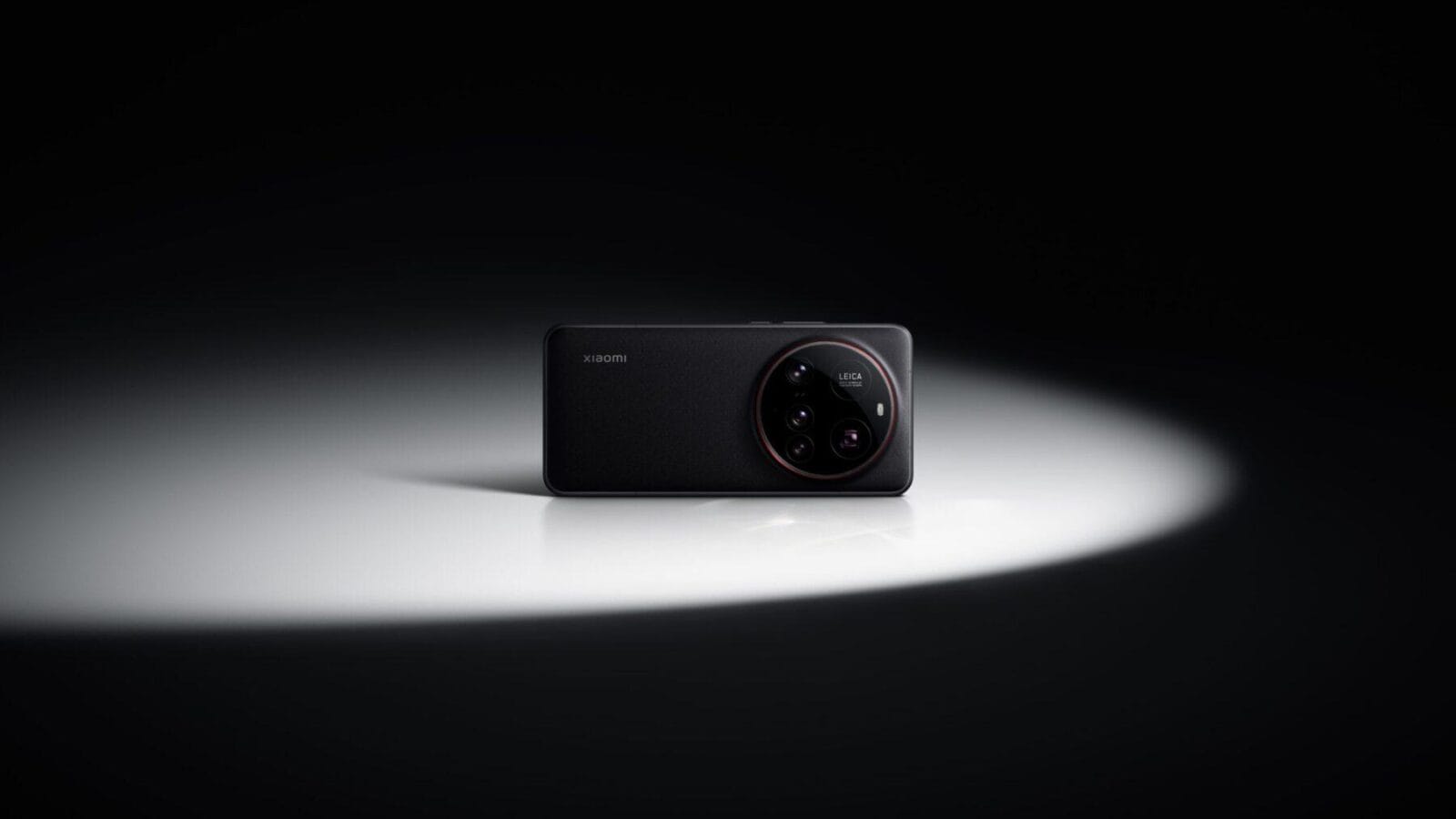 Xiaomi 15 привезли в Россию 6 xiaomi 15 ultra scene black r3 1 1