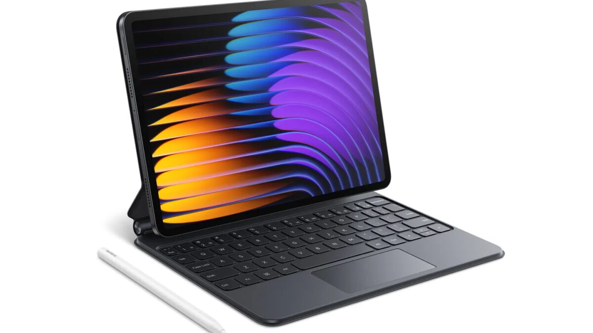 xiaomi pad 7 pro gray vertical kv with pen.jpg