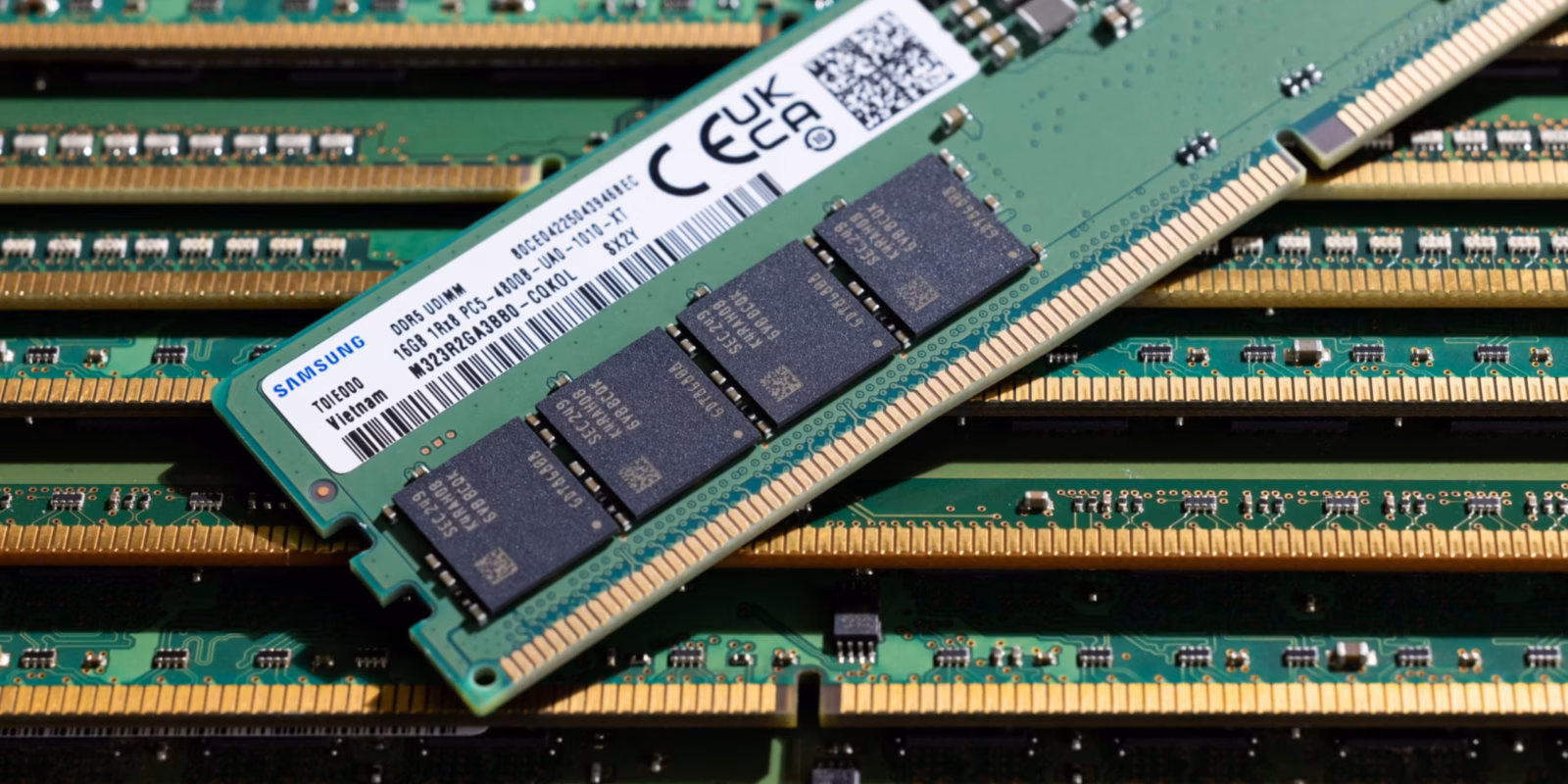 Samsung прекратит производство DDR4 до конца 2025 года 2 1681140843 5171.jpg scaled