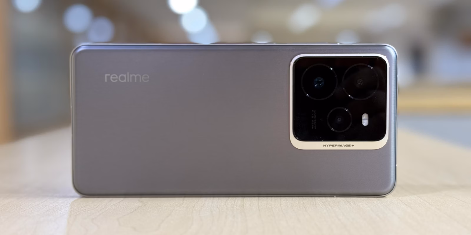 Realme GT 7: раскрыт финальный дизайн и расцветки смартфона 4 1730105304 3341.jpeg