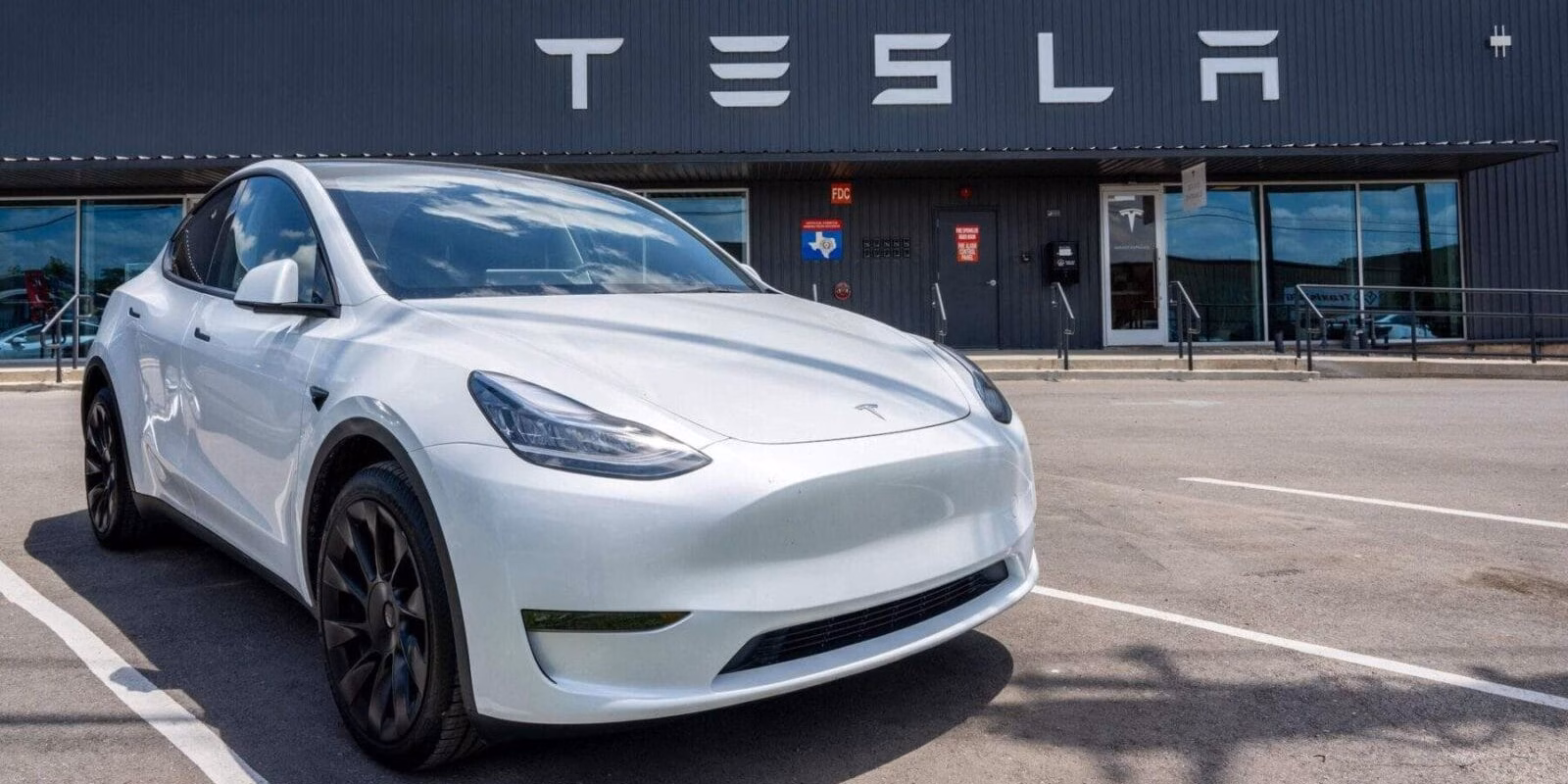 Tesla теряет позиции: продажи упали на 13% в первом квартале 2025 года 2 2000872408 0 320 3072 2048 1920x0 80 0 0 547f3f61fb10aeb9c56d888be116fa7a