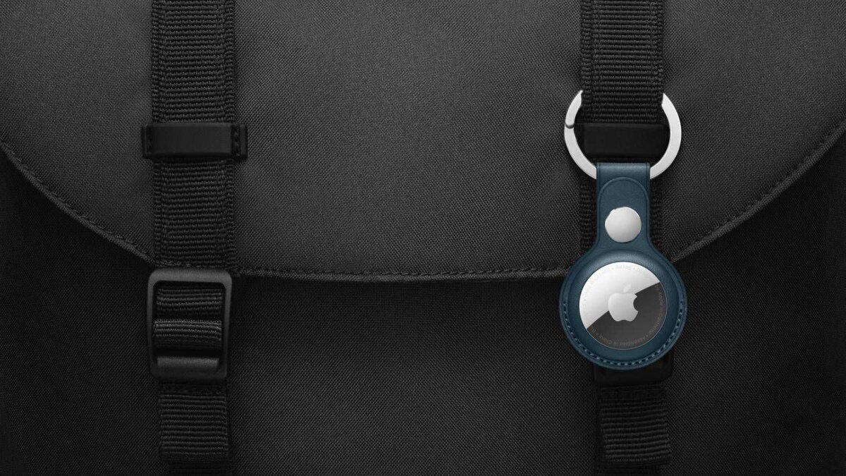 airtag backpack 2