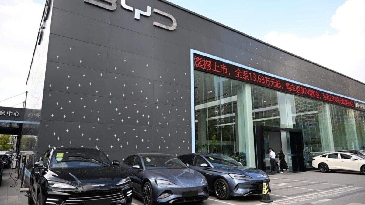 byd revenue surpasses tesla 114303 114303