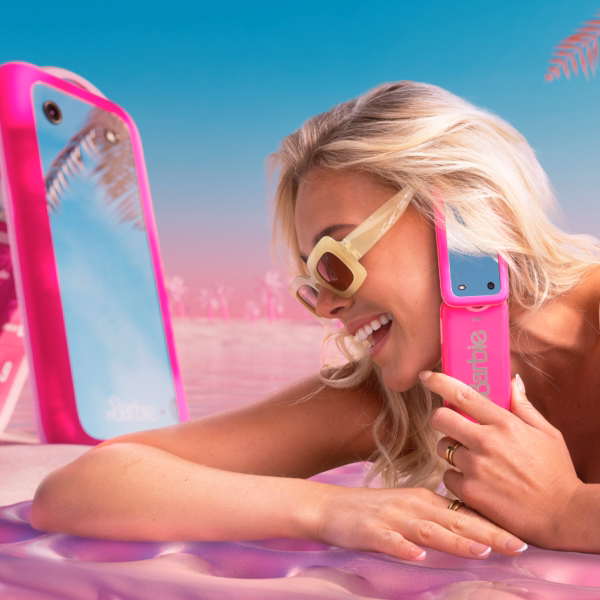 hmd barbie phone disconnect headersection desktop us.jpg