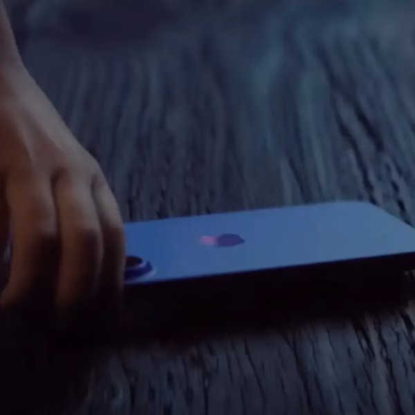 iphone 16 dropped on wooden platform