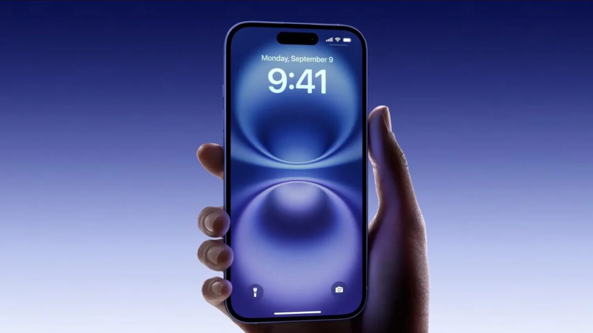iphone 16 vs 14 comparison design 2.jpg