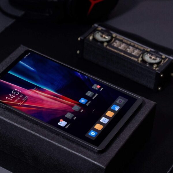 Lenovo Legion Y700