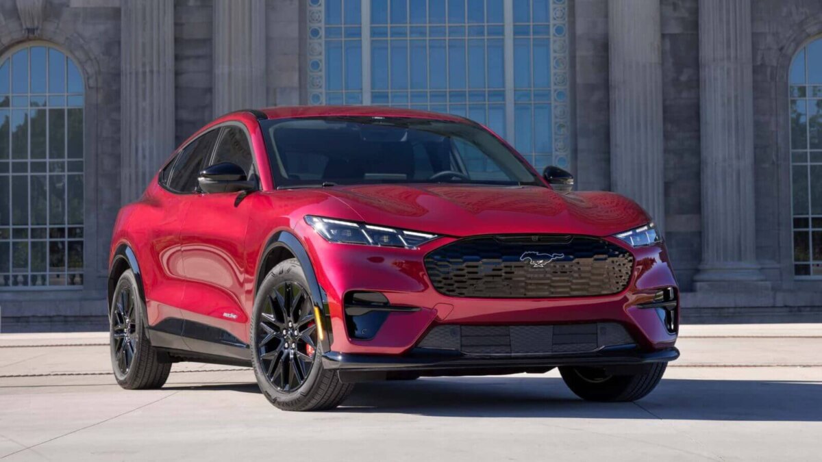2025 ford mustang mach e with sport appearance package 3