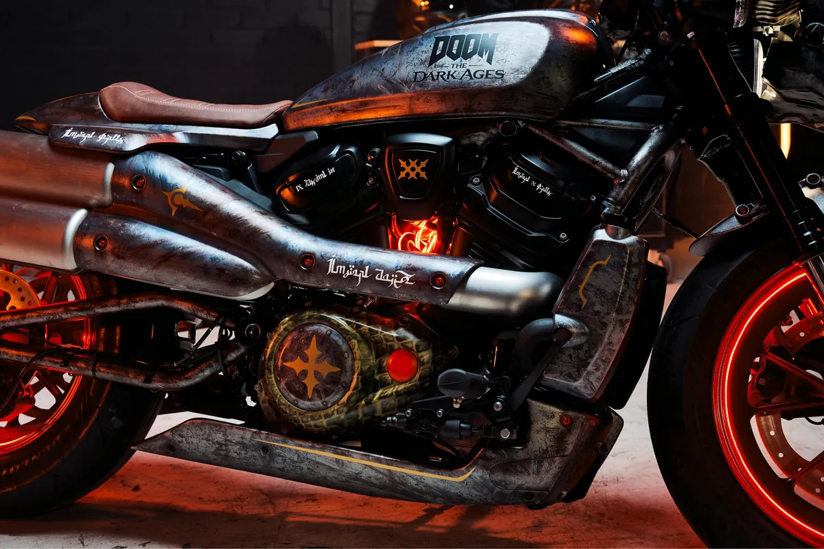 Bethesda и Harley-Davidson создали адский байк в стиле Doom — и он абсолютно безумен 8 4ajgt5jyxkal5ngemq9dkd 1200 80.jpg