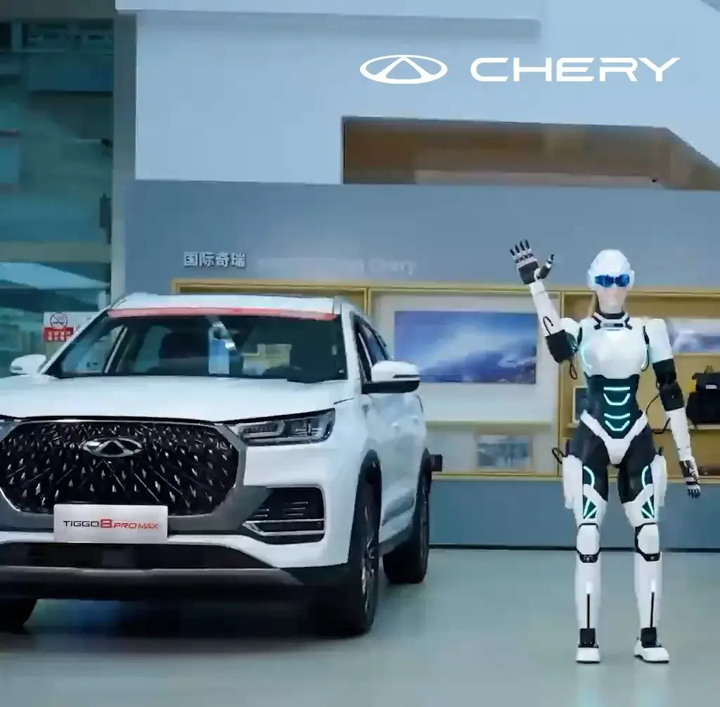 Chery представила робота-гуманоида, который будет продавать автомобили 3