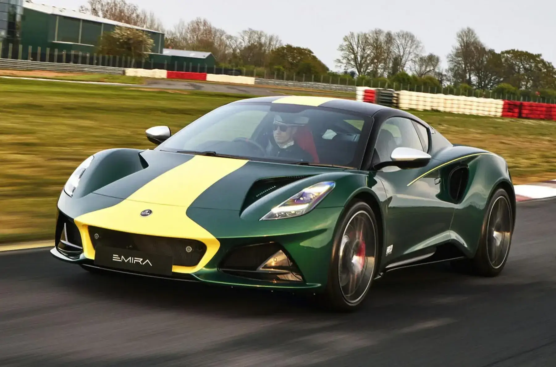 Lotus представил юбилейный Emira в честь Джима Кларка — только 60 экземпляров 6 aqabxz2vqxrvai7dtinkvuw3a3aofyuxijk39mtjebzhvldqmrhe1ocmkakqaji0kvnpasb az88oylsqhgf4ov3jmc