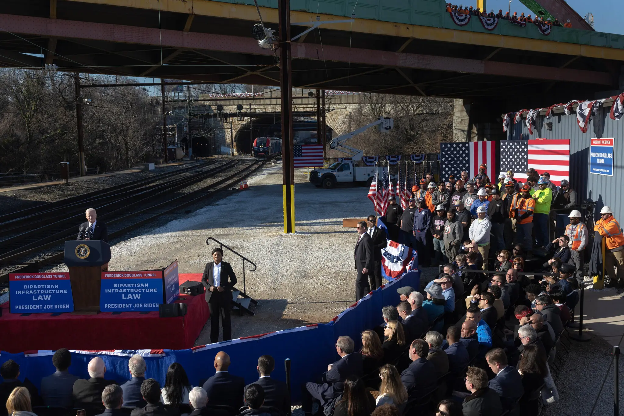 Туннели Илона Маска: The Boring Company обсуждает участие в проекте Amtrak 6 boring amtrak tunnel cjhv superjumbo.jpg