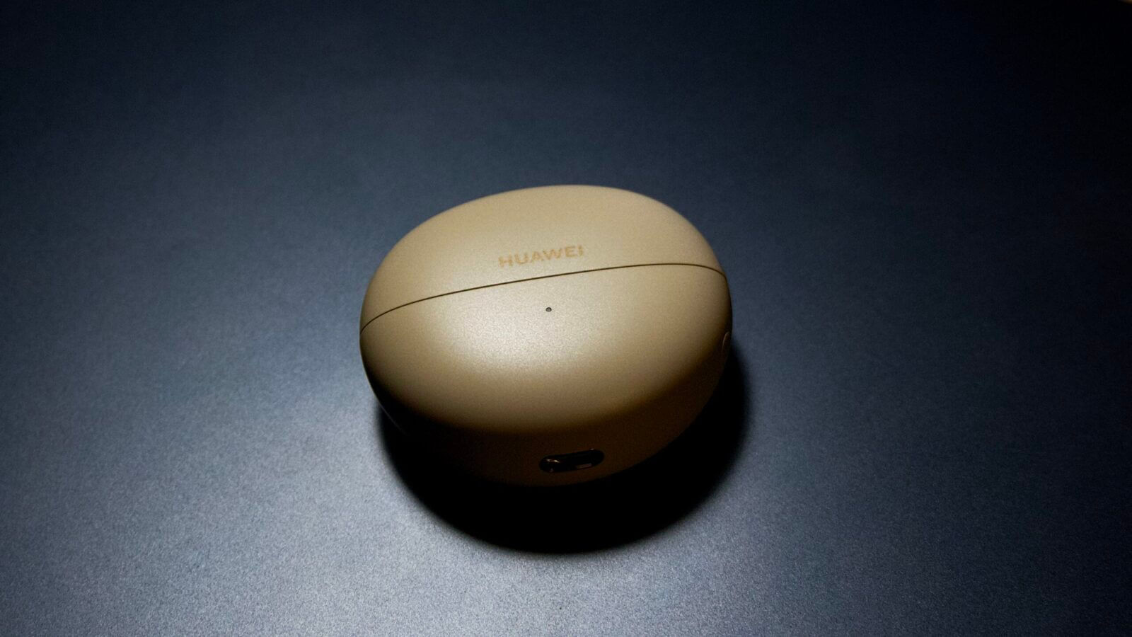 Обзор Huawei FreeClip: наушники, которые удивляют и видом, и звуком 46 dsc09576 1 scaled