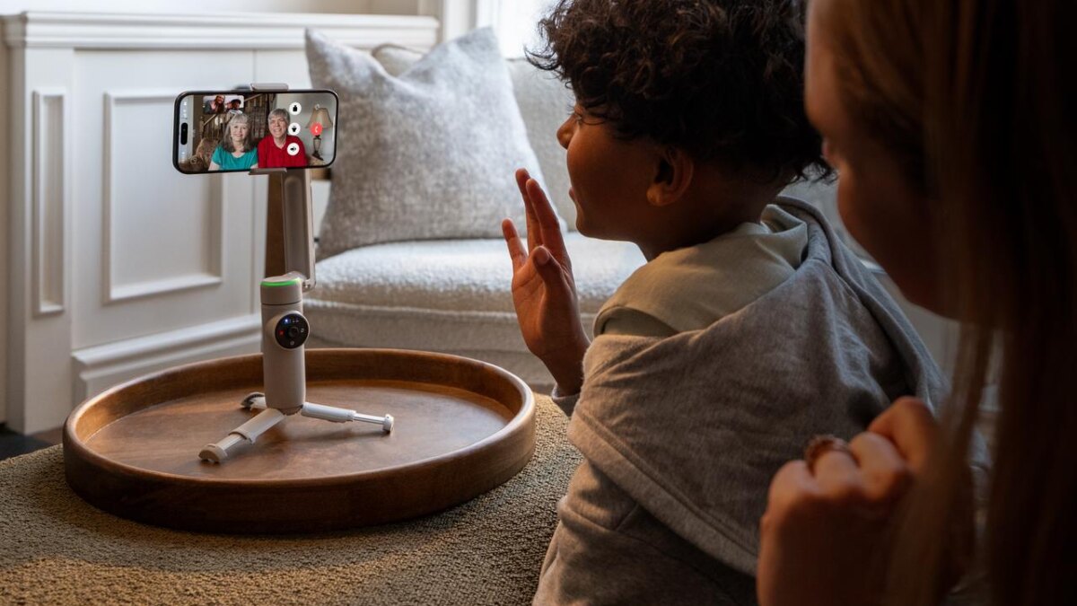 insta360 flow pro facetime