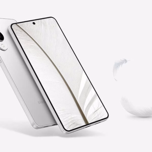 the galaxy s25 edge is live only 5.8 mm thick but packing a 200 mp camera and a 4000 mah battery.webp