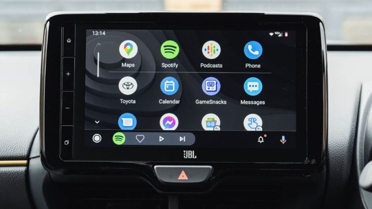 toyota display screen 1920x774px