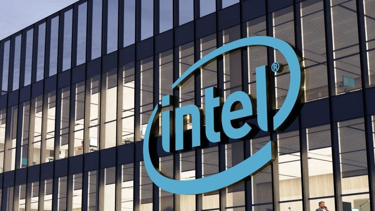your next laptop could get wild if intels new chip can finally beat apple.webp