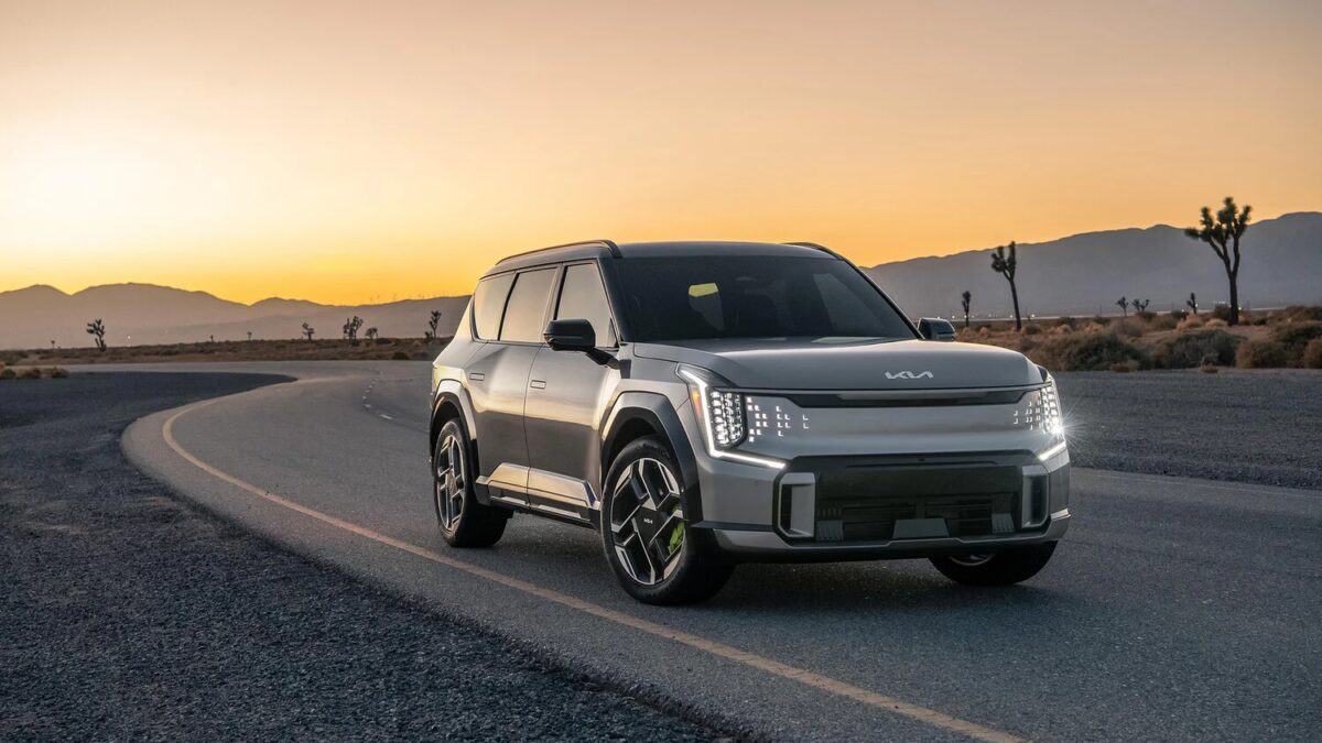 Kia зарегистрировала товарные знаки EV7 и EV9 для продаж в России 1 aqabcrtge1amyxcnids2f2ss5mrzom08xaz g thg1ih9d3wrz2ur1fj9rtiymqvlj8hdgne6dhymhkwyrdvtxlnwxu