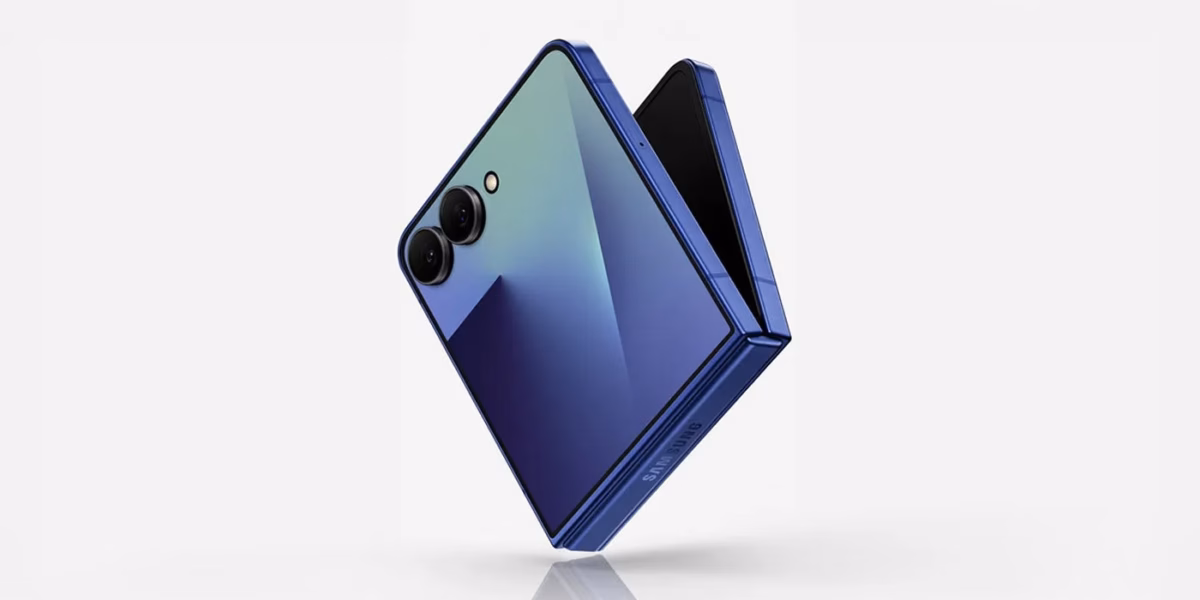 galaxy z flip 7 blass 4.jpg