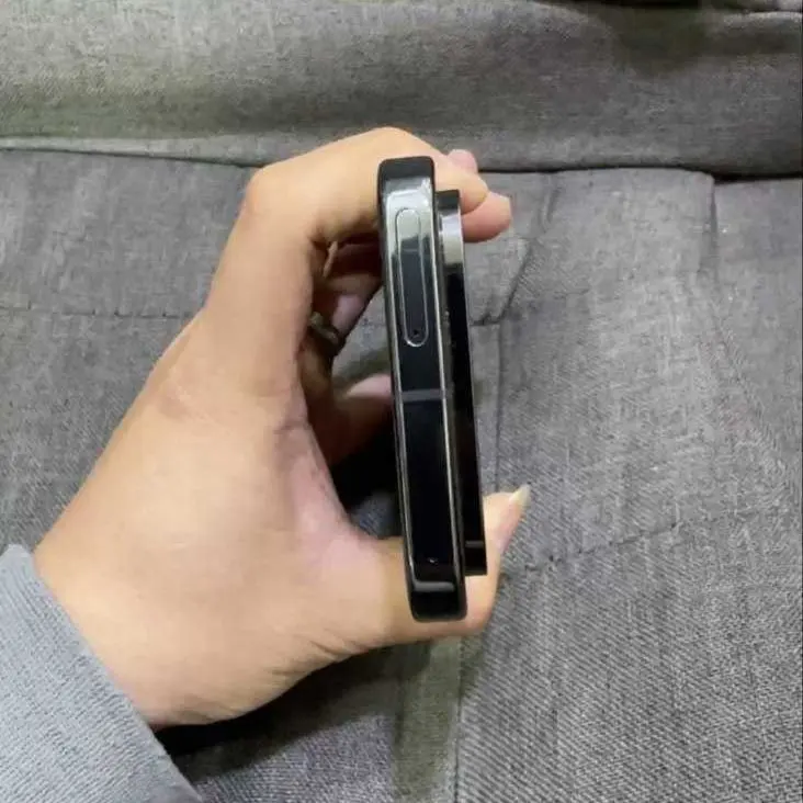 В сети появились снимки прототипа Google Pixel 10 Pro и ключевые характеристики 18 google pixel 10 pro prototype live shot 4