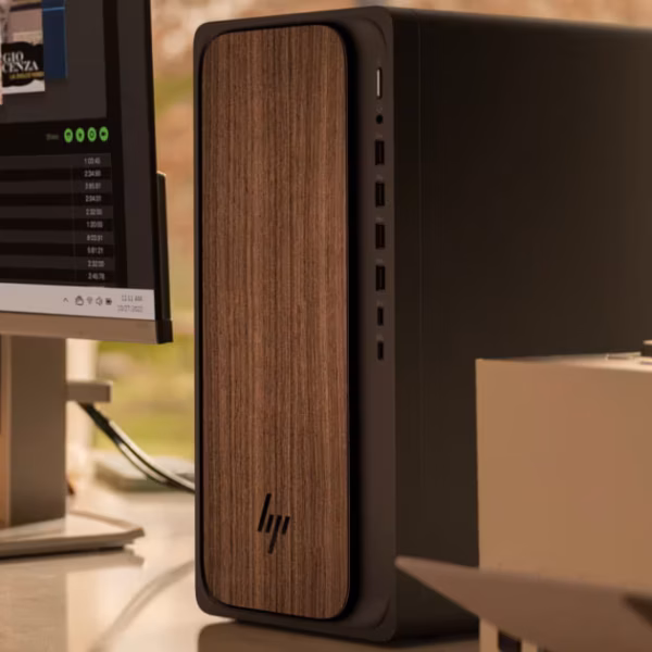 HP Star Desk AI PC