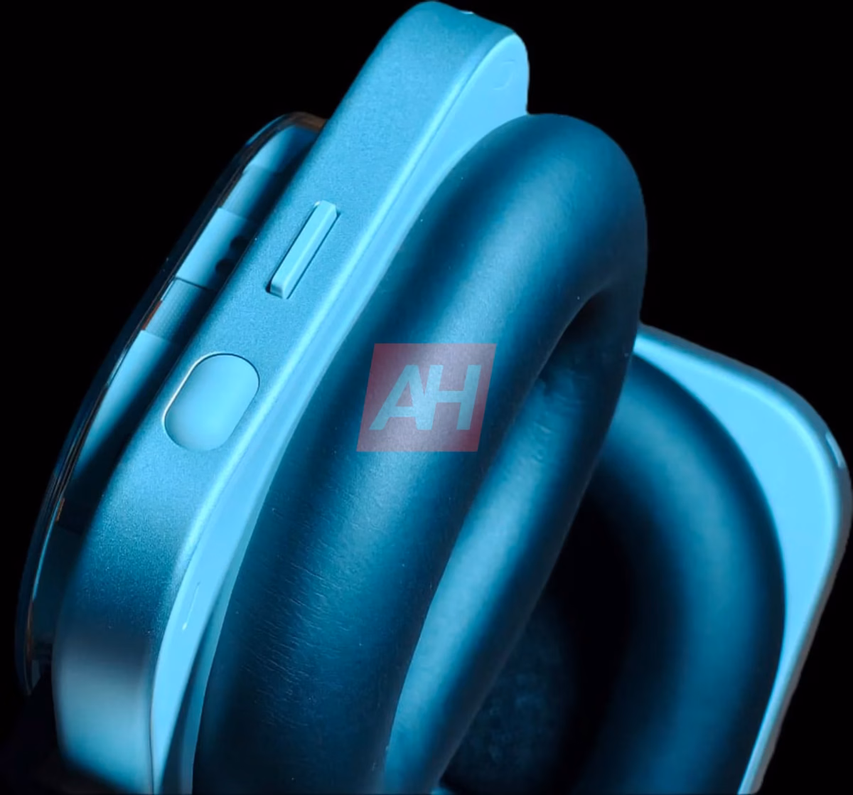 raskryty harakteristiki pervyh v istorii nothing polnorazmernyh naushnikov headphones 1 7