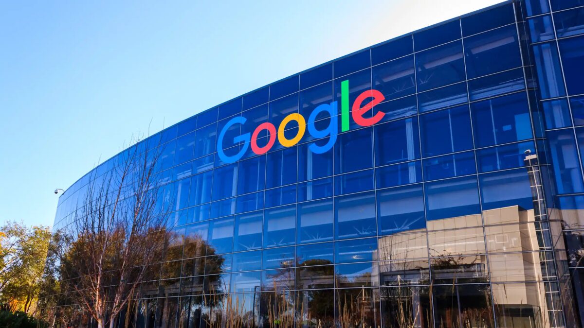 Ваш смартфон может быть уязвим к слежке – как Google это исправляет 2 shutterstock 552493561