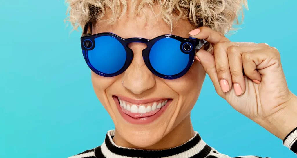 snapchat spectacles v2 close up.jpg
