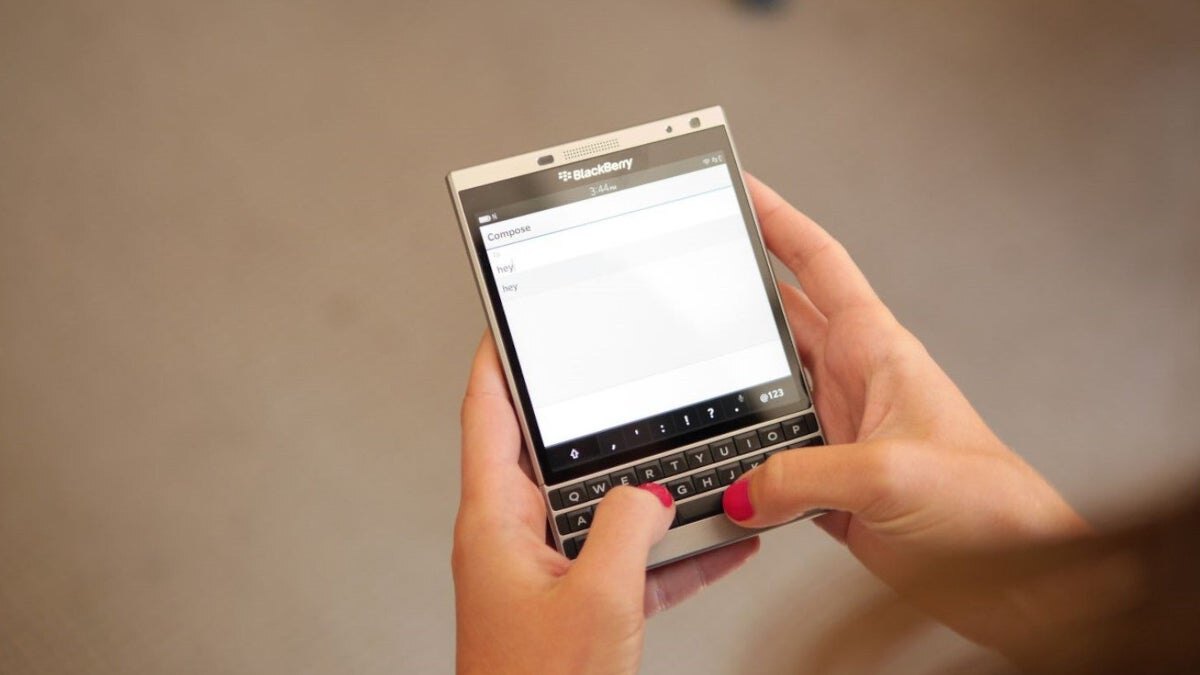 unihertz promotes the upcoming titan 2 a sequel to its blackberry passport clone
