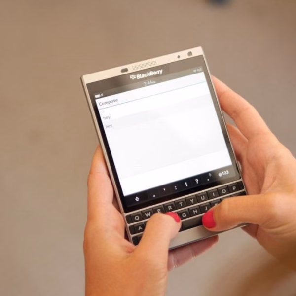 unihertz promotes the upcoming titan 2 a sequel to its blackberry passport clone