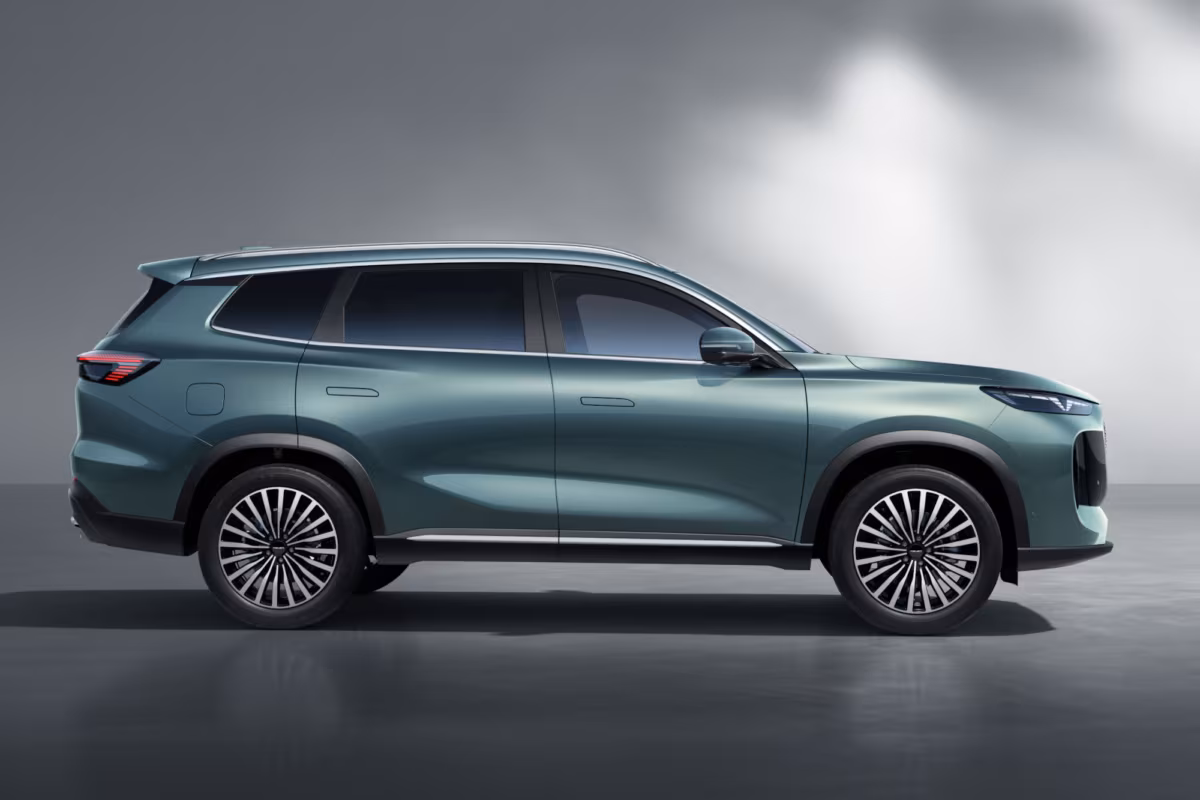 Новый российский бренд Tenet показал свой первый автомобиль T8 6 4364865