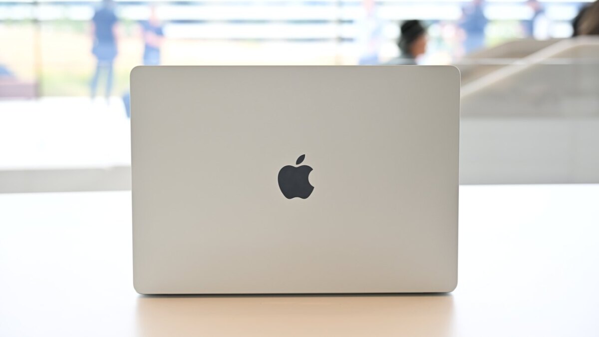 64333 134067 15 inch macbook air top xl