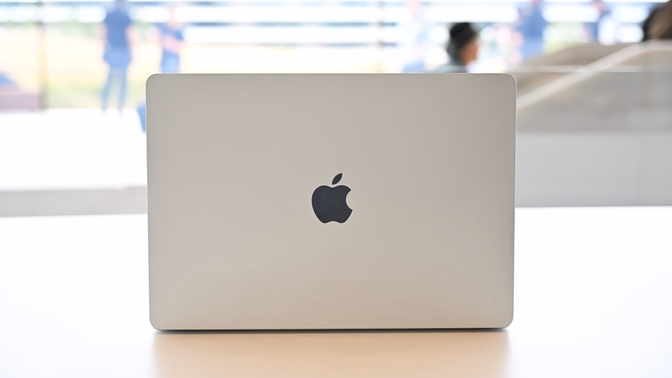 Новый доступный MacBook от Apple получит чип A18 Pro и выйдет в 2026 году 5 64333 134067 15 inch macbook air top