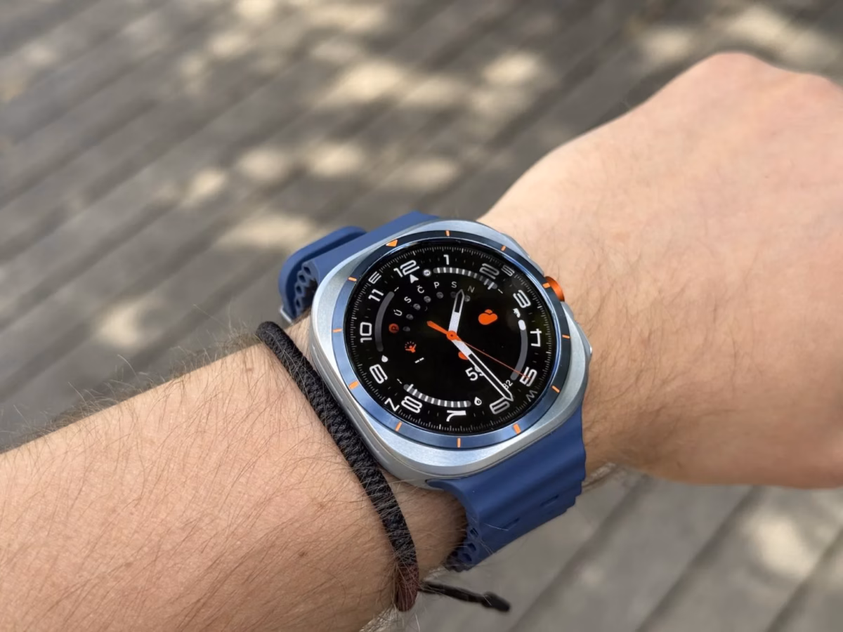 galaxy watch ultra 2025 1 1536x1152.jpg