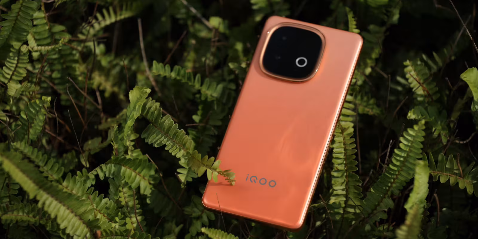 iqoo z10 turbo pro vozglavit semejstvo i udivit batareej picture2 0