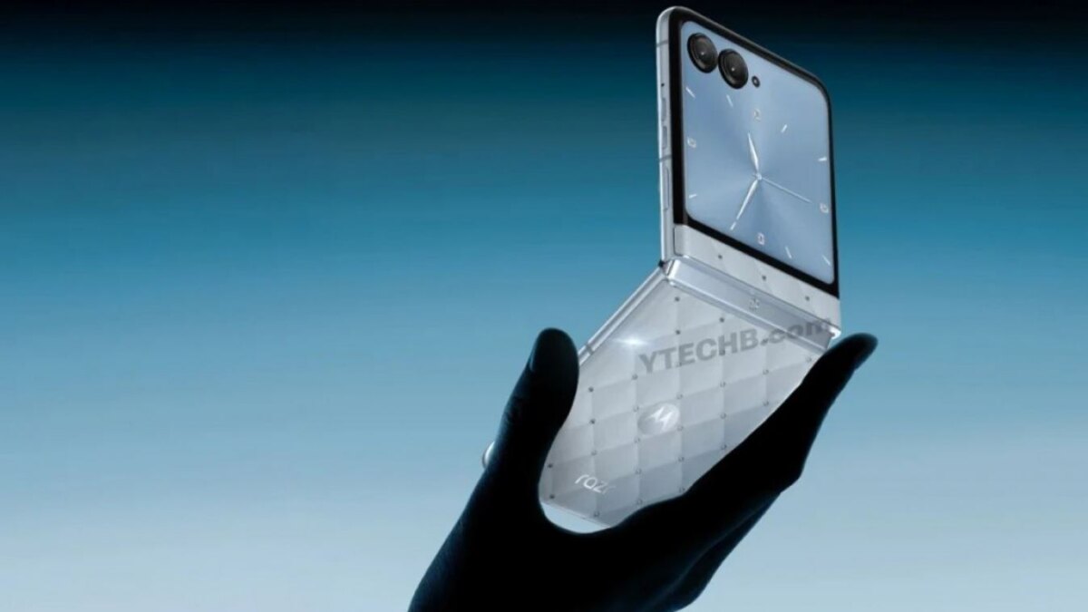 Motorola анонсировала сверкающий Razr с кристаллами Swarovski 2 Motorola's Swarovski-clad Razr