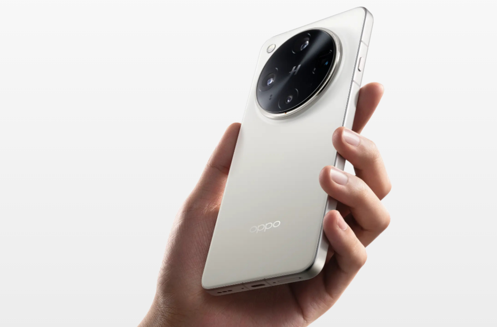 oppo find x8 ultra in hand back design 1024x724 1