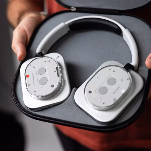 257832 nothing headphones ogrove 0003.jpg