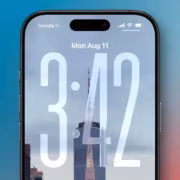 ios 26 clock lock screen b6.jpg