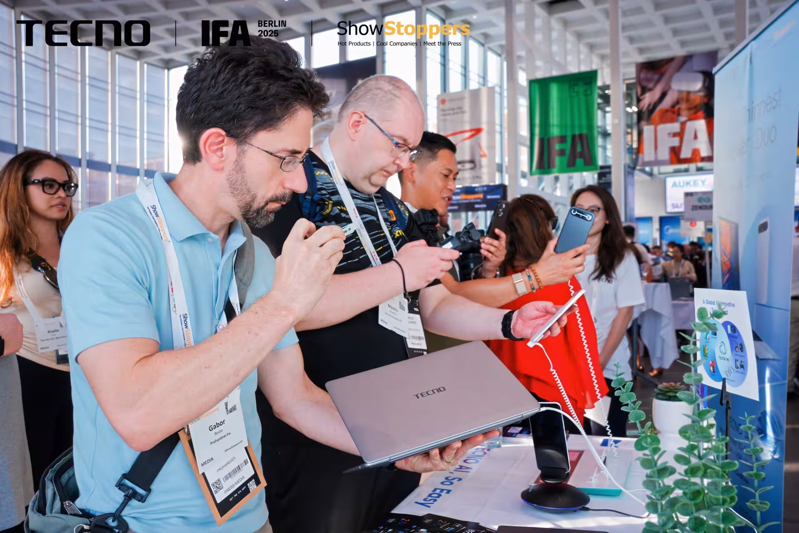 IFA 2025: Tecno показала ультратонкие смартфоны Slim 7 01 scaled