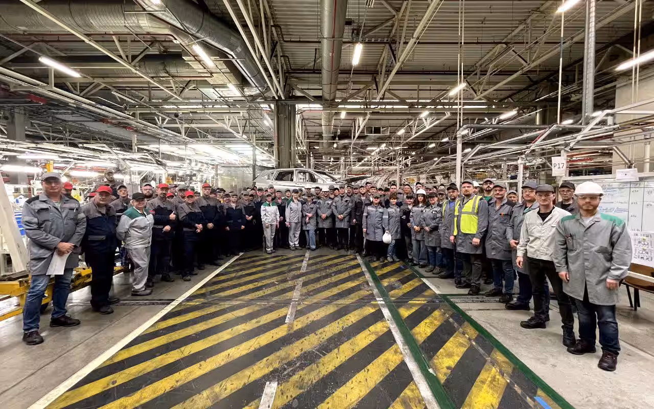 Завод «Автомобильные технологии» выпустил 1000-й кузов Haval М6 1 1000 ckd svarka