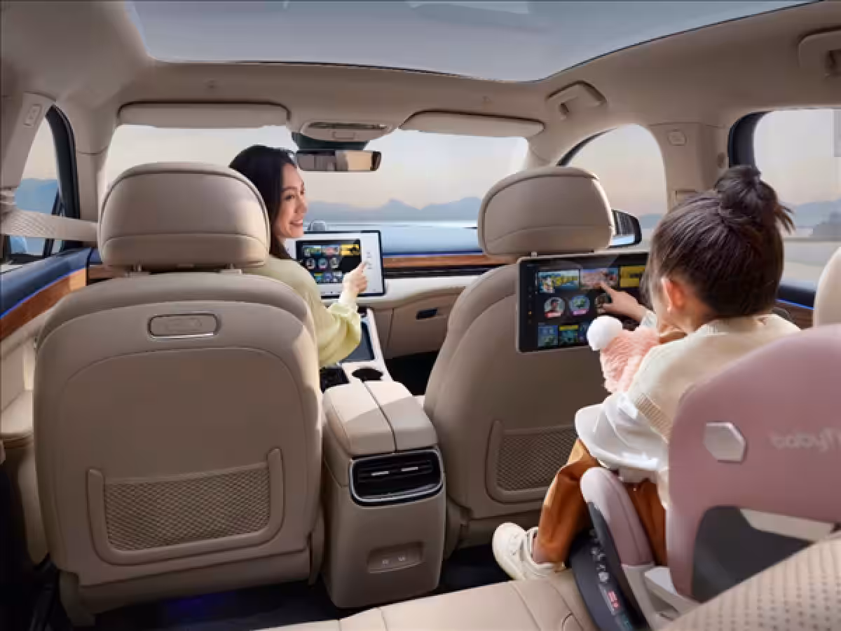 Huawei представила три новых электровнедорожника Aito на выставке IAA Mobility 2025 в Мюнхене 5 arenaev 002 3