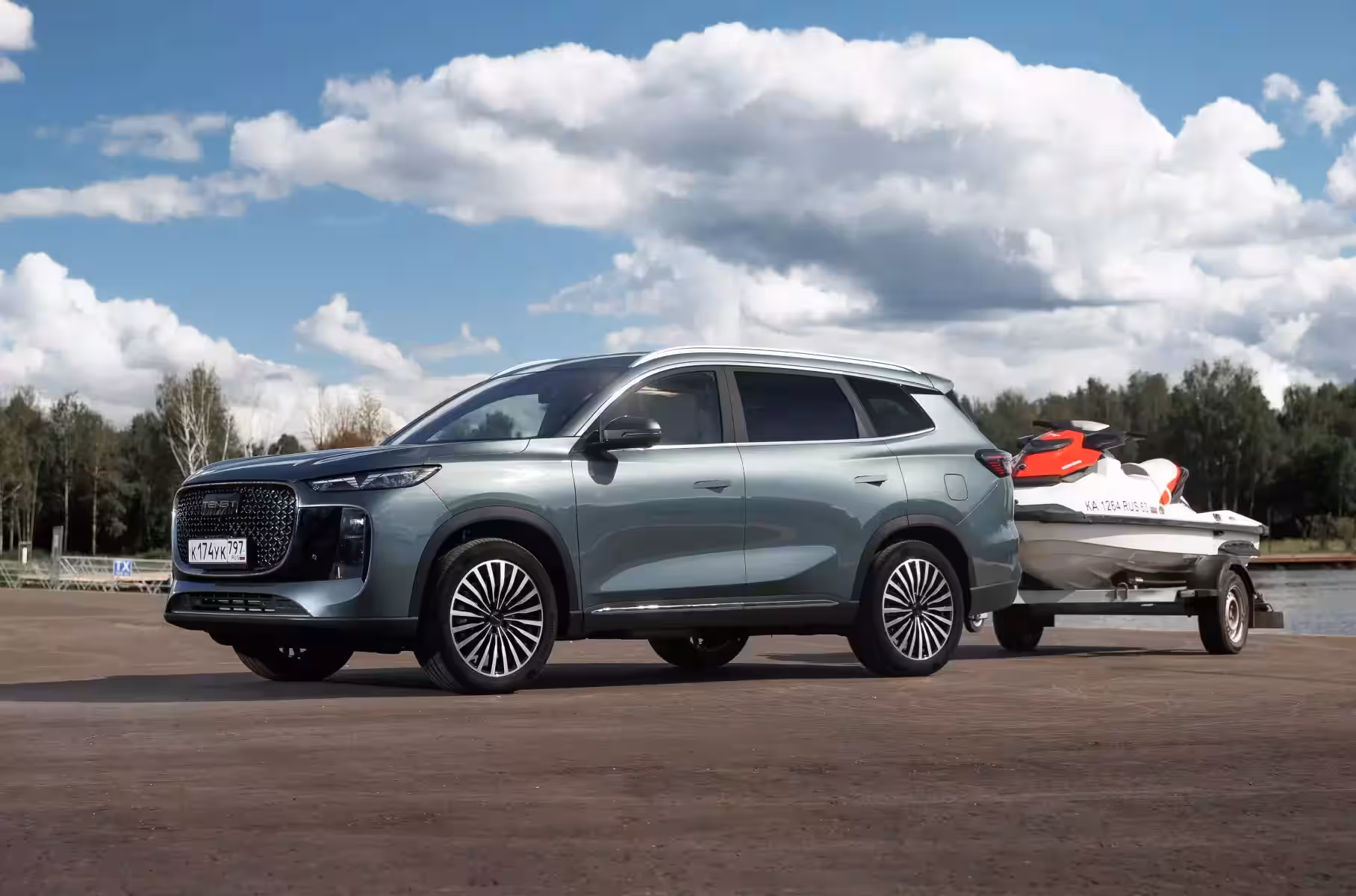 Tenet начал продажи самого большого кроссовера T8