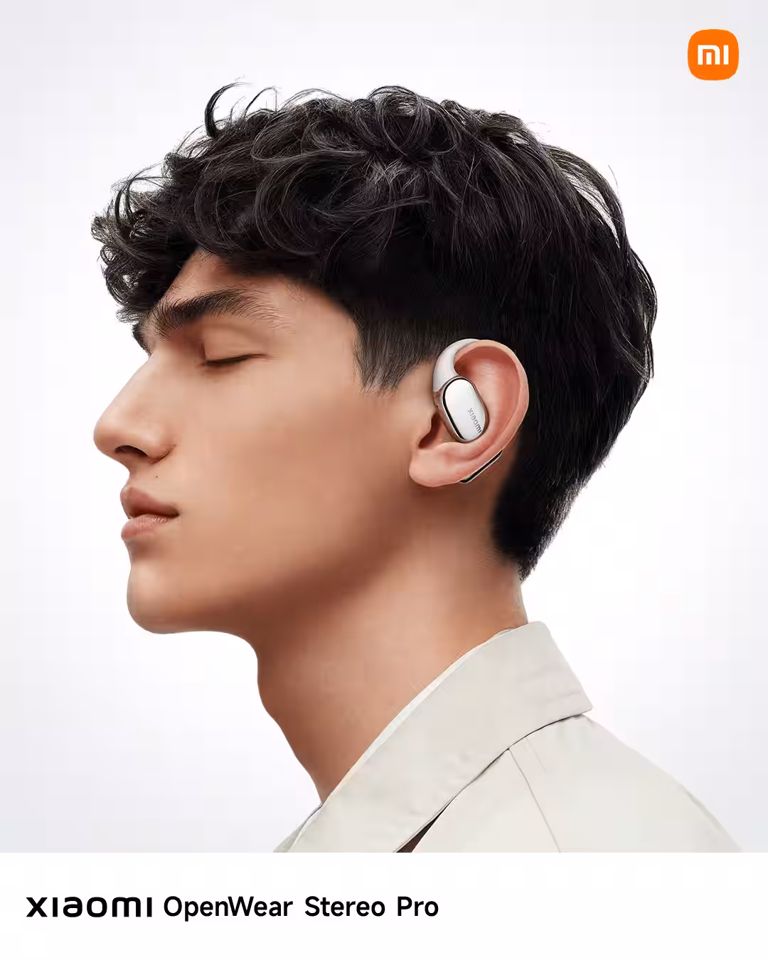 Xiaomi анонсировала открытые наушники OpenWear Stereo Pro