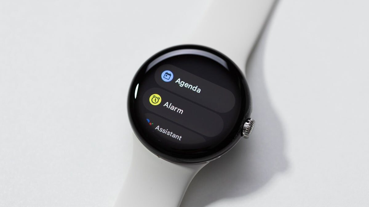 Google Clock для Wear OS получил новые иконки в стиле M3 Expressive 7 google clock update adds new features including alarm syncing with your pixel watch